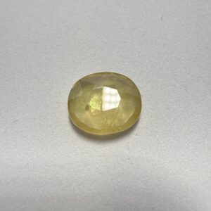 Yellow Sapphire - 7.80 Carat