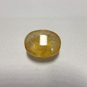 Yellow Sapphire - 10.90 Carat