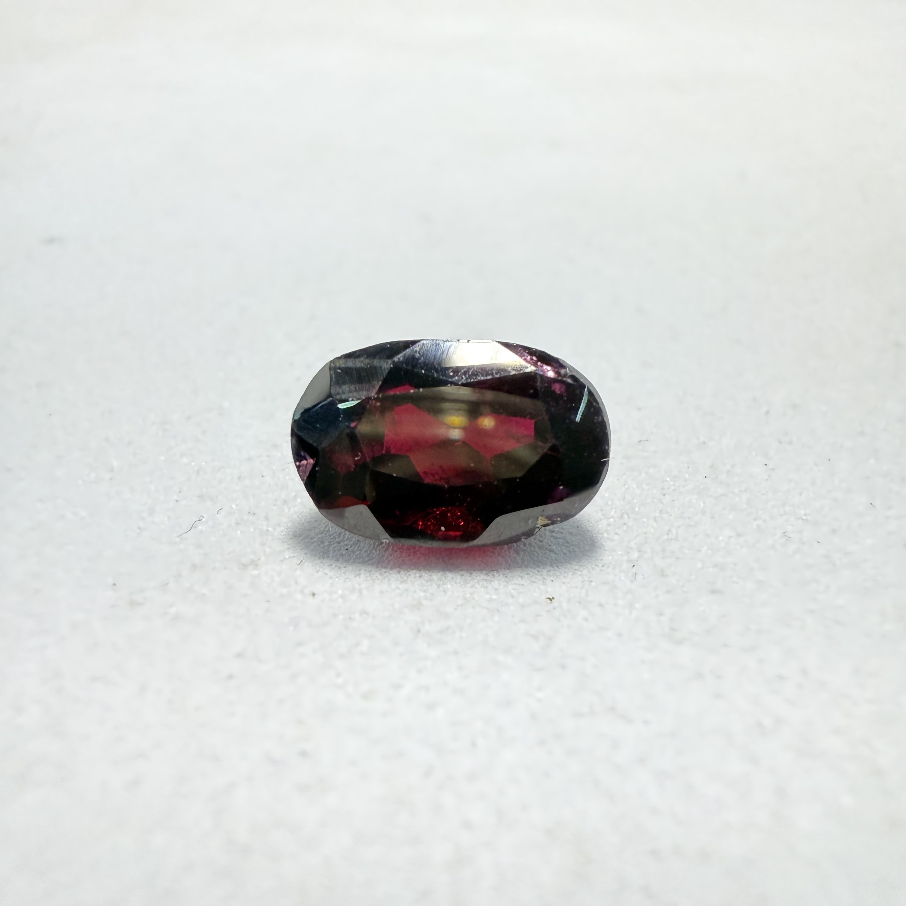Garnet - 5.60 Carat