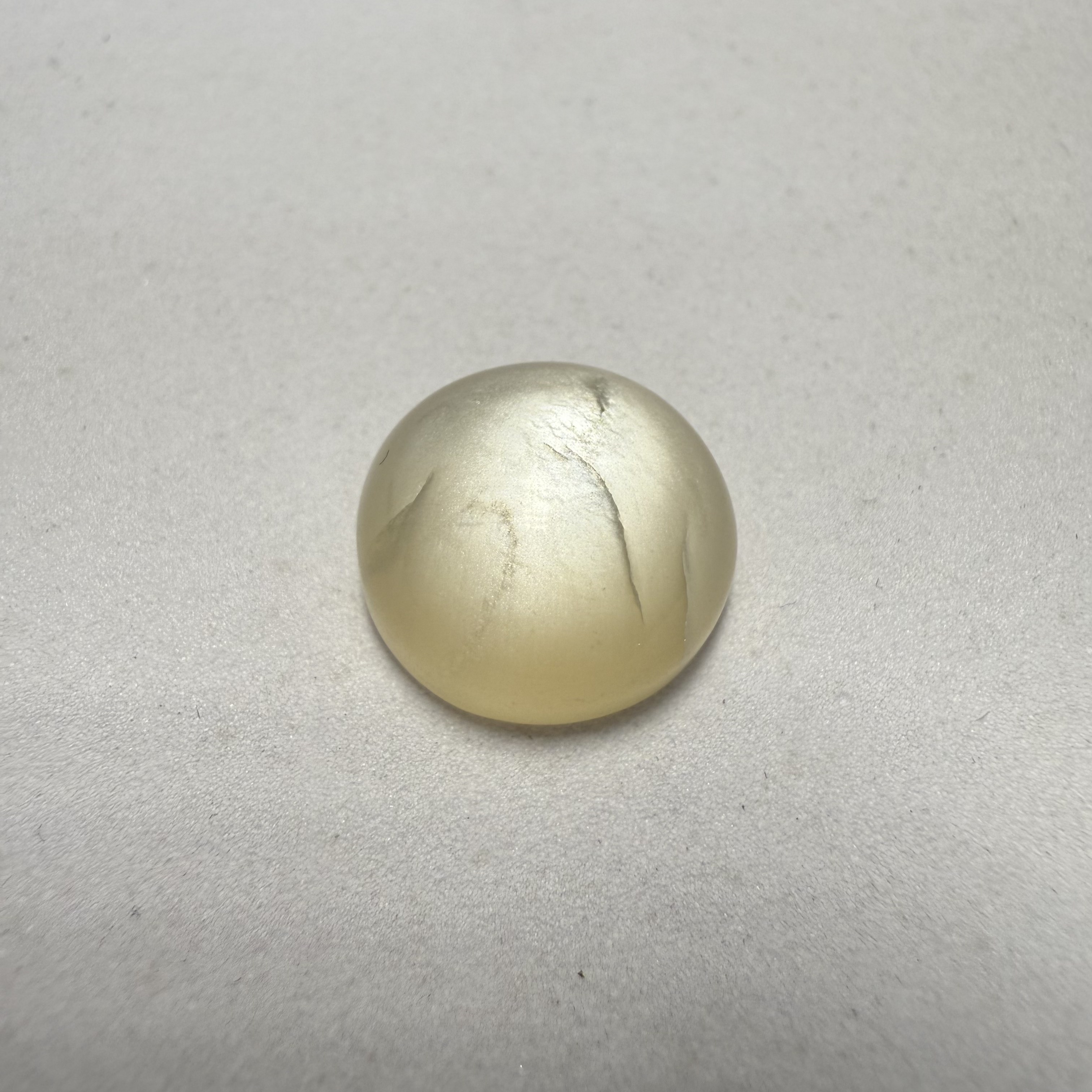Moonstone - 8.65 Carat