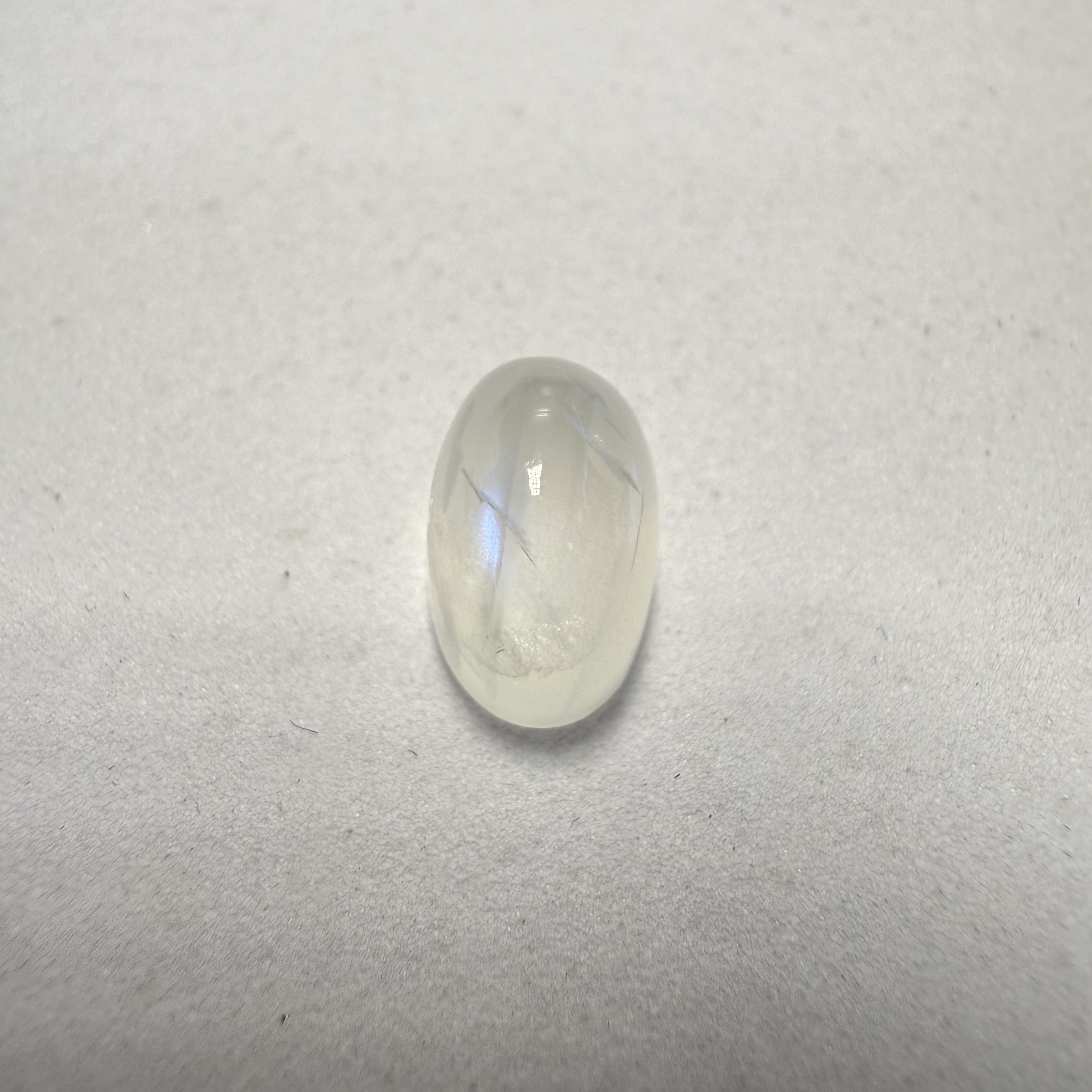 Moonstone - 4.60 Carat