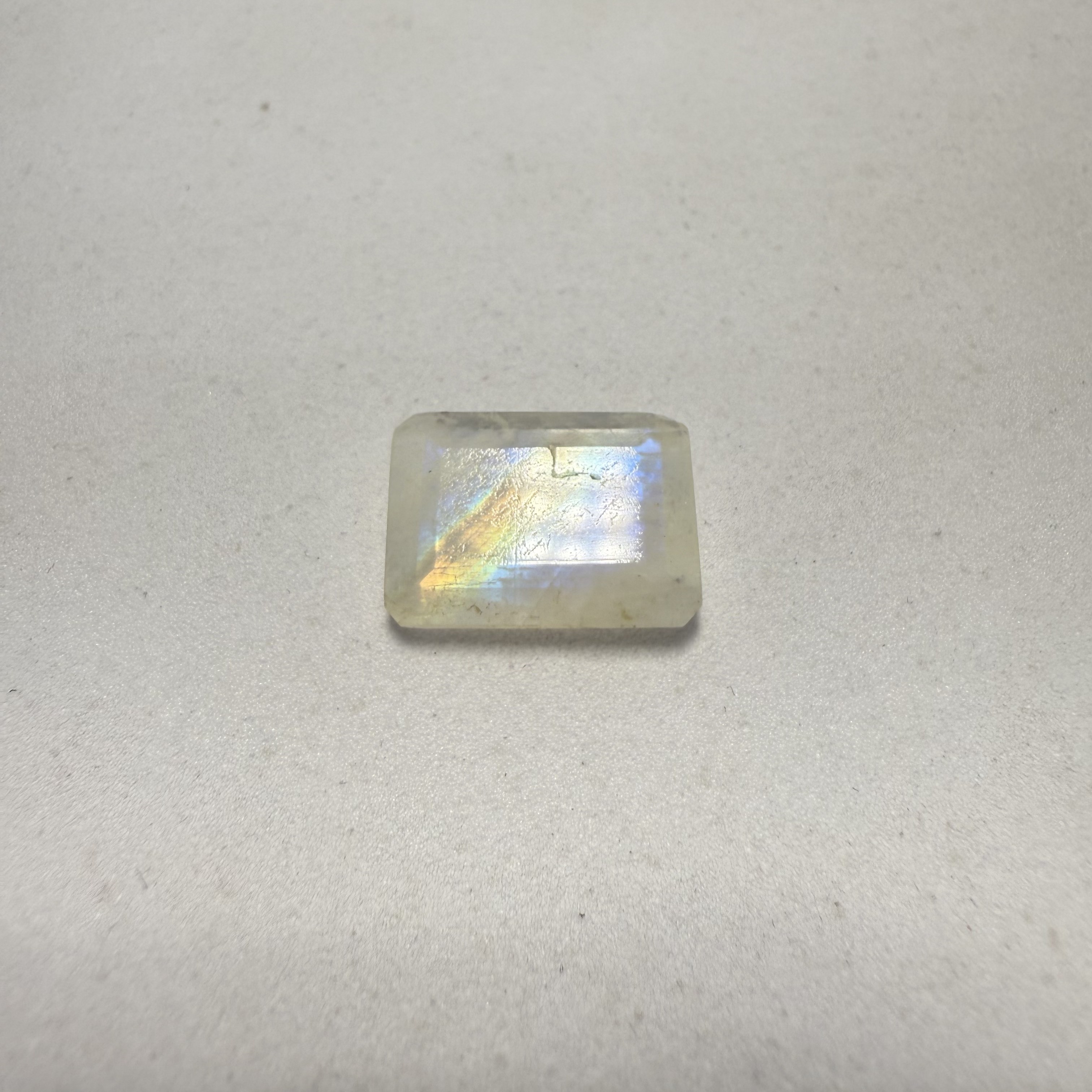Moonstone - 5.45 Carat