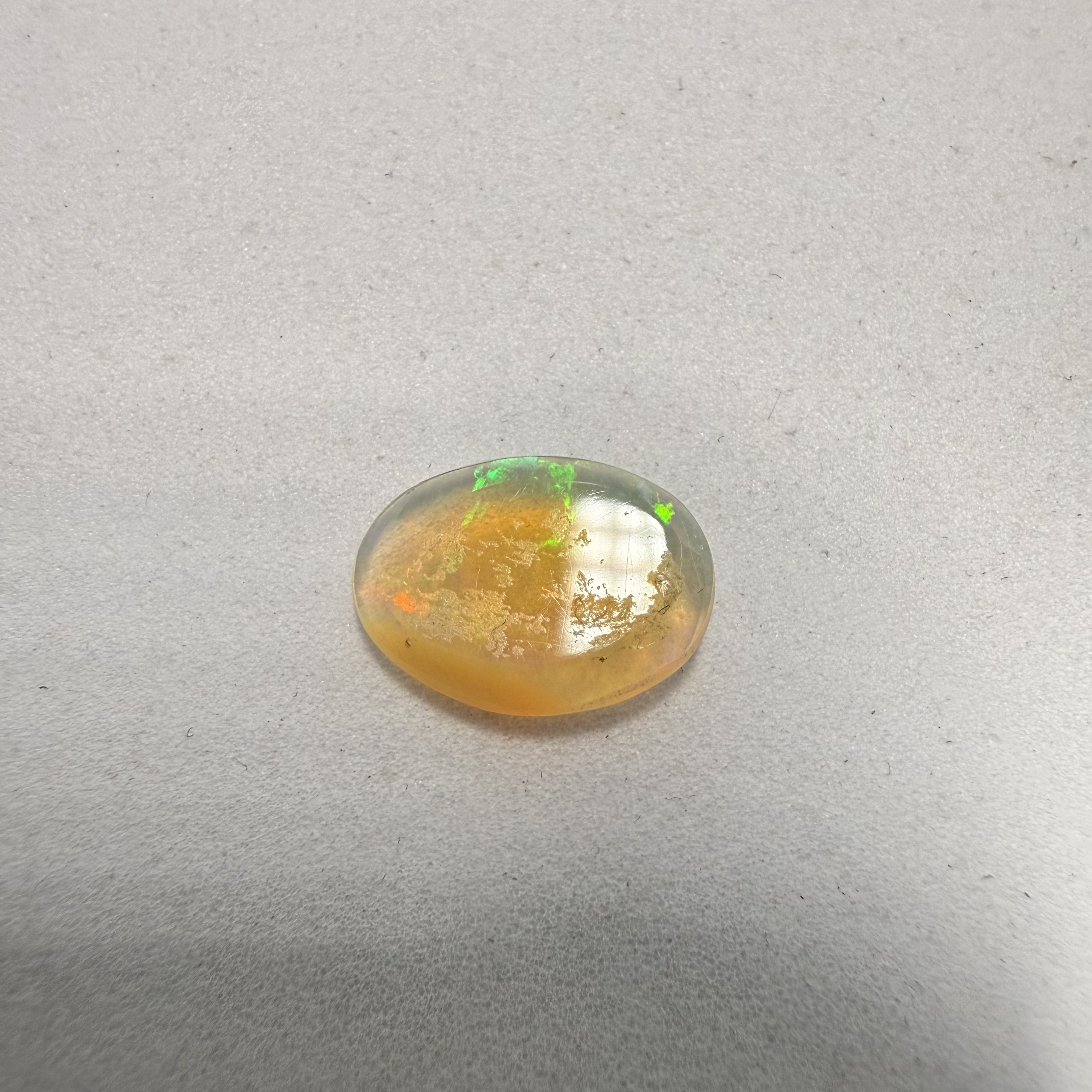 Opal - 1.50 Carat