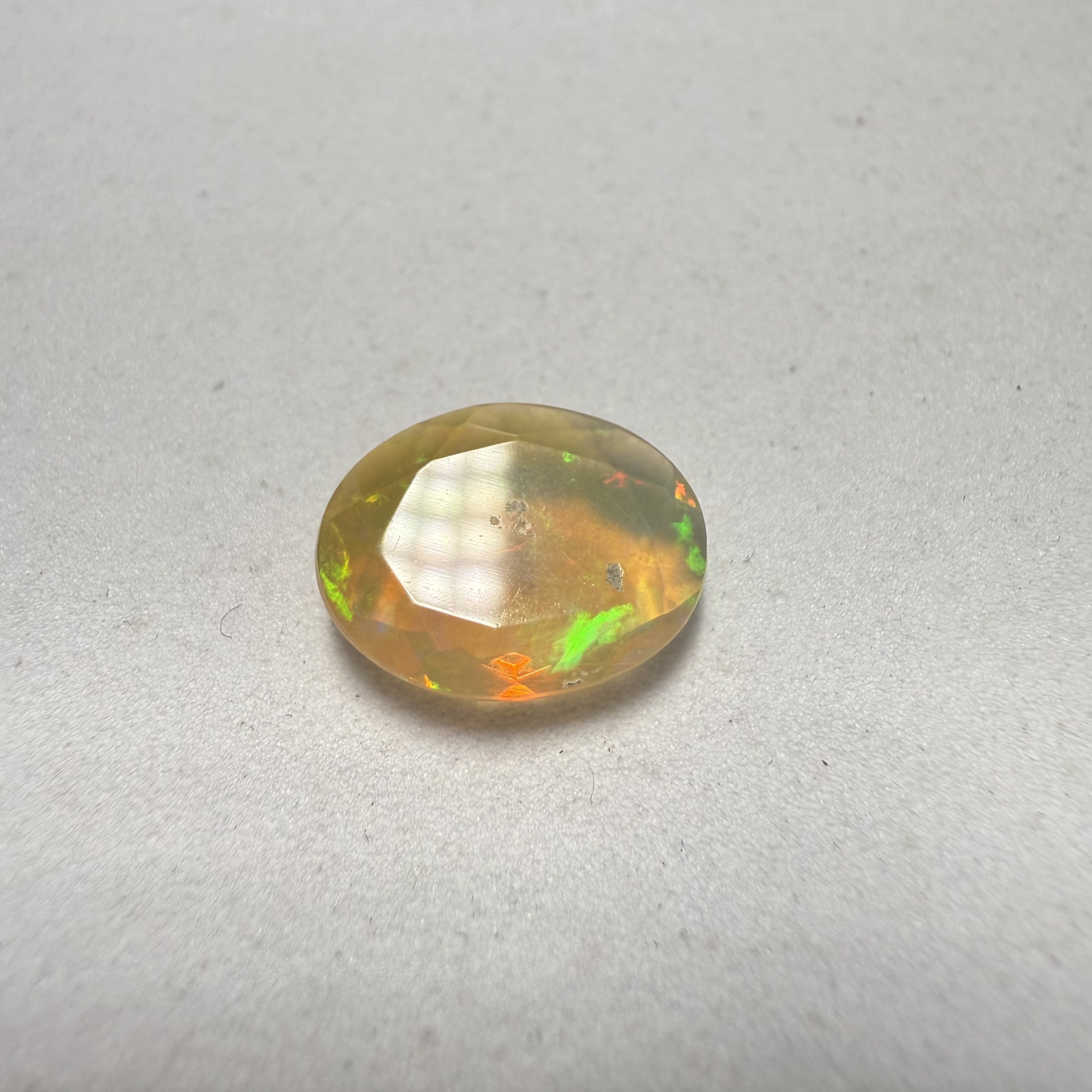 Opal - 2.10 Carat