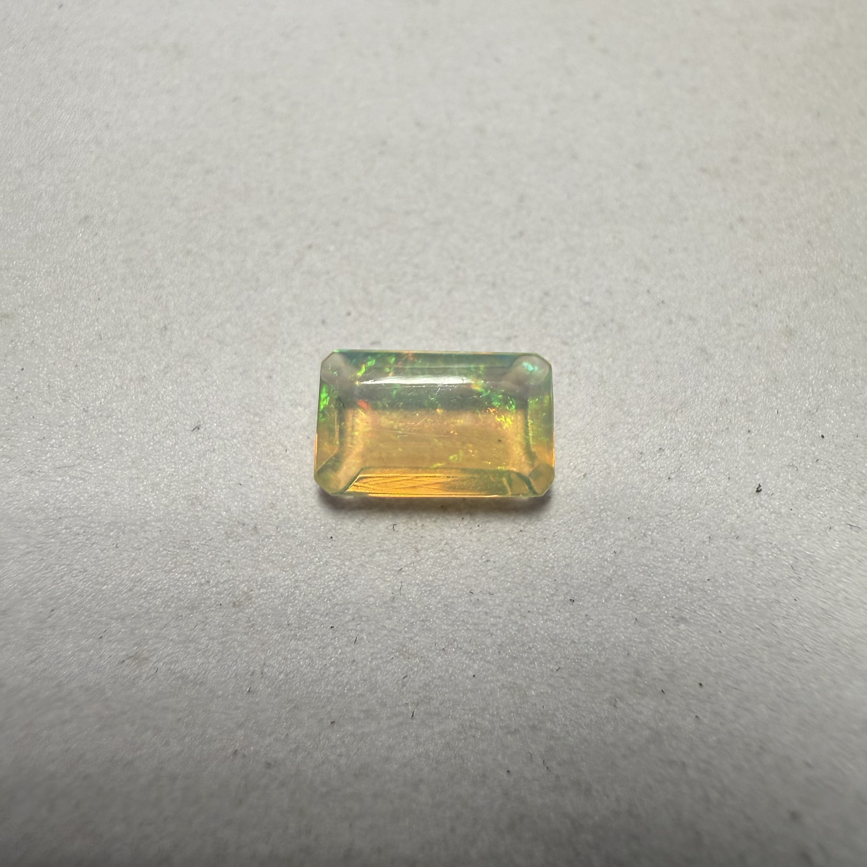 Opal - 1.10 Carat